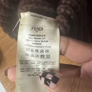 Fendi | Accessories | Fendi Chocolate Brown Ribbed Knit Hat  display picture 3